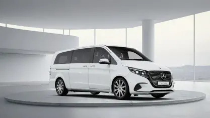 New Mercedes V300 Premium 237 HP (174 kW) 2026 MPV
