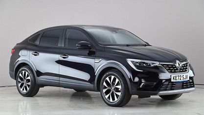 Używany Renault Arkana Iconic 143 KM (105 kW) 2022 Czarny SUV