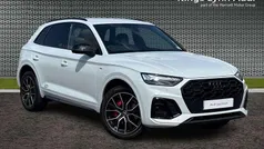 White Used 2021 Audi Q5 Comfort SUV | £35,364 (Fair price)