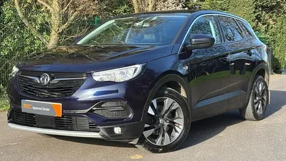 Used Vauxhall Grandland X Sport 120 HP (88 kW) 2018 SUV
