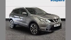 Used 2017 Nissan Qashqai Tekna SUV | £10,900 (Fair price)