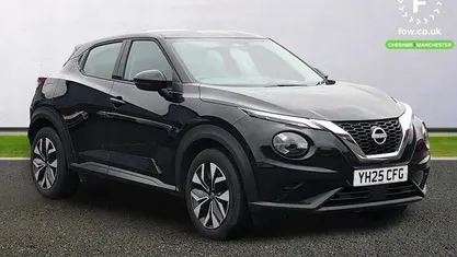 Black Used 2025 Nissan Juke Acenta Premium SUV | £15,299 (Fair price)