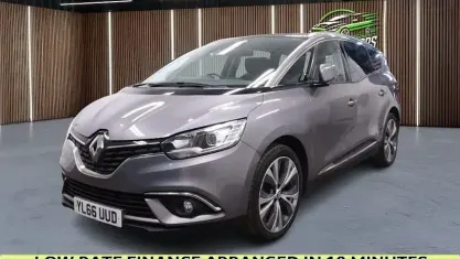 Used Renault Scénic IV Dynamique 131 HP (96 kW) 2018 MPV