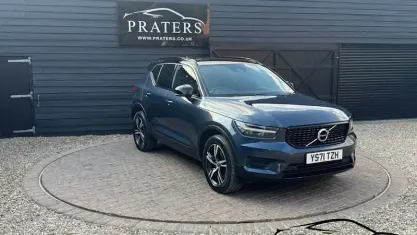Used Volvo XC40 R-Design 197 HP (144 kW) 2021 Blue SUV