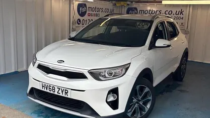 Used 2020 Kia Stonic SUV | £8,290 (Good price)