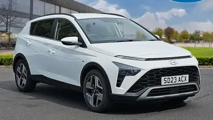 Used Hyundai Bayon Premium 101 HP (74 kW) 2023 White SUV