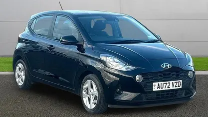 Used Hyundai i10 SE 67 HP (49 kW) 2023 Black Hatchback