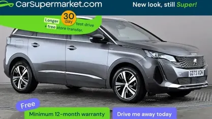 Używany Peugeot 5008 GT 136 KM (100 kW) 2024 Szary SUV