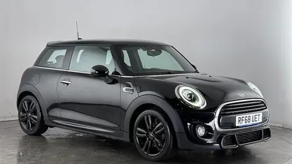 Used 2021 Mini Cooper Hatch Hatchback | £10,650 (Good price)