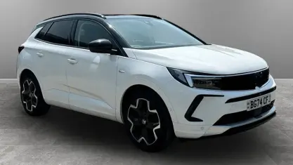 Used Vauxhall Grandland X Ultimate 131 HP (96 kW) 2024 White SUV