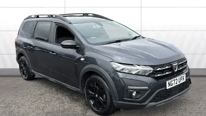 Used Dacia Jogger Extreme 110 HP (80 kW) 2023 Grey MPV