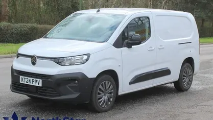Used Citroën Berlingo 102 HP (75 kW) 2024 MPV