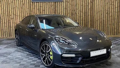 Used Porsche Panamera 462 HP (339 kW) 2020 Hatchback