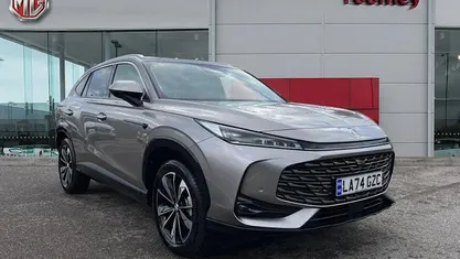 Used 2025 MG HS Trophy SUV | £20,485 (Fair price)