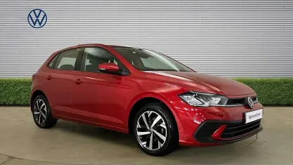 Used VW Polo Life 95 HP (69 kW) 2022 Red Hatchback