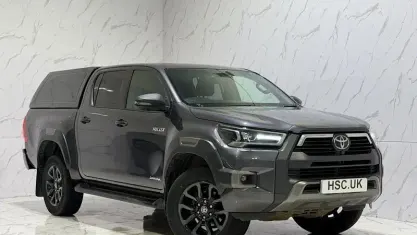 Used Toyota HiLux 204 HP (150 kW) 2024 Pickup