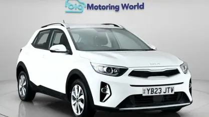 Used Kia Stonic 101 HP (74 kW) 2023 White SUV