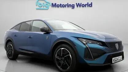 Usado Peugeot 408 GT 131 CV (96 kW) 2024 Azul SUV