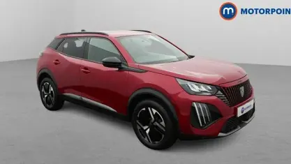 Usado Peugeot 2008 Allure 131 CV (96 kW) 2024 Rojo SUV