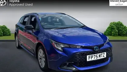 Used Toyota Corolla 140 HP (102 kW) 2025 Blue Estate