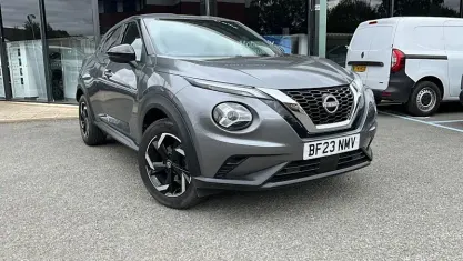 Used Nissan Juke N-Connecta 114 HP (83 kW) 2023 Grey SUV