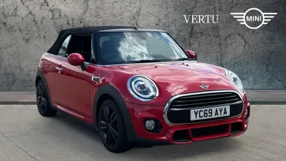 Used Mini Cooper Cabriolet Sport 136 HP (100 kW) 2019 Red Cabriolet