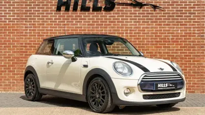 Używany Mini Cooper Hatch 136 KM (100 kW) 2017 Hatchback