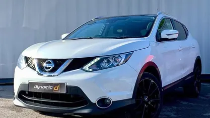 White Used 2016 Nissan Qashqai Tekna SUV | £6,990 (Fair price)