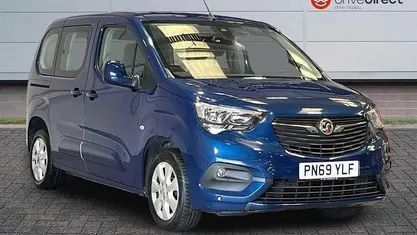 Blue Used 2019 Vauxhall Combo S MPV | £10,100 (Fair price)