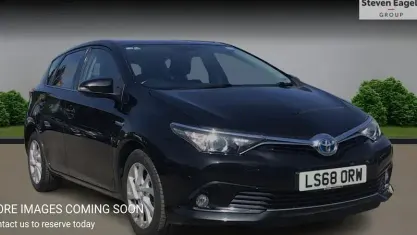 Used Toyota Auris Hybrid 136 HP (100 kW) 2019 Hatchback