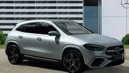 Used Mercedes GLA200 AMG line 163 HP (119 kW) 2025 Silver SUV