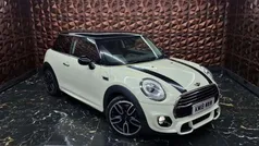 Pepper white Used 2018 Mini Cooper Hatch Hatchback | £13,999 (Fair price)