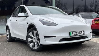 Begagnad Tesla Model Y RWD 219 kW (299 HK) 2024 SUV
