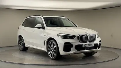 Mineralweiss metallic Used 2022 BMW X5 M Sport SUV | £35,700 (Super price)