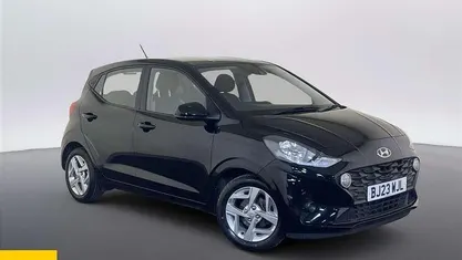 Used Hyundai i10 SE 67 HP (49 kW) 2023 Hatchback
