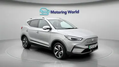 Used MG ZS Trophy Connect 130 kW (177 HP) 2022 Silver SUV