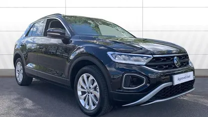 Used VW T-Roc Match 150 HP (110 kW) 2025 SUV
