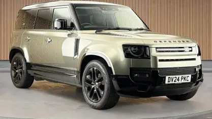Used Land Rover Defender HSE Dynamic 250 HP (183 kW) 2024 Green SUV