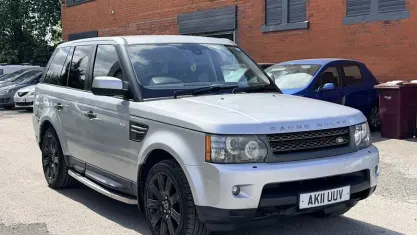 Used Land Rover Range Rover SE 258 HP (189 kW) 2011 Silver SUV