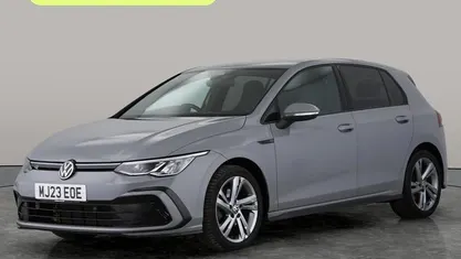Used VW Golf VIII R-line 131 HP (96 kW) 2024 Hatchback