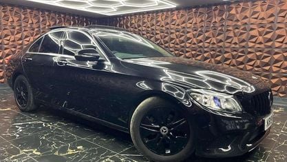 Begagnad Mercedes C220 Premium Plus 194 HK (142 kW) 2019 Svart Sedan