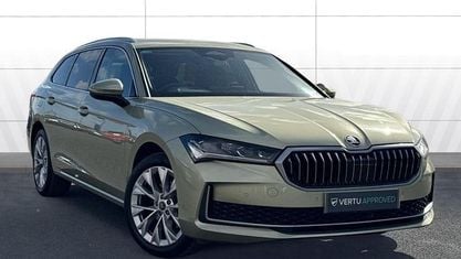 Used Skoda Superb SE L 150 HP (110 kW) 2025 Yellow Estate