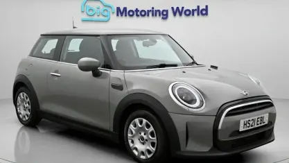 Used Mini ONE Classic 102 HP (75 kW) 2021 Grey Hatchback