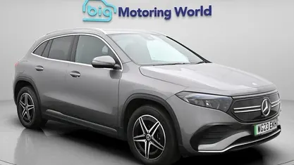 Begagnad Mercedes EQA250+ AMG line 139 kW (190 HK) 2023 Grå SUV