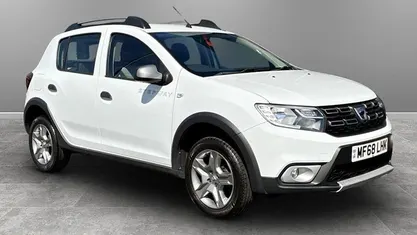 Begagnad Dacia Sandero Comfort 90 HK (66 kW) 2020 Halvkombi