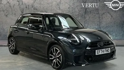 Usado Mini Cooper Sport 114 kW (156 HP) 2026 Citadino