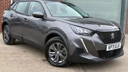 Used Peugeot 2008 Active Premium 101 HP (74 kW) 2022 SUV