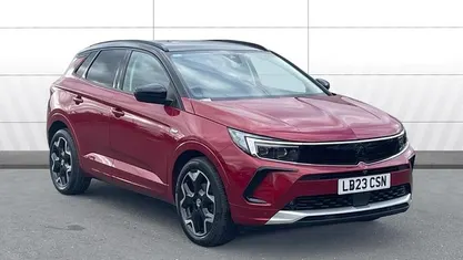 Used Vauxhall Grandland X Ultimate 131 HP (96 kW) 2023 Red SUV