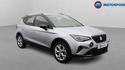 Begagnad Seat Arona FR 110 HK (80 kW) 2023 Silver SUV