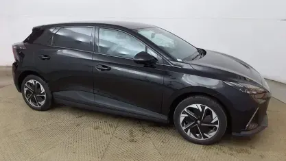 Used MG MG4 EV Trophy 150 kW (204 HP) 2025 Hatchback